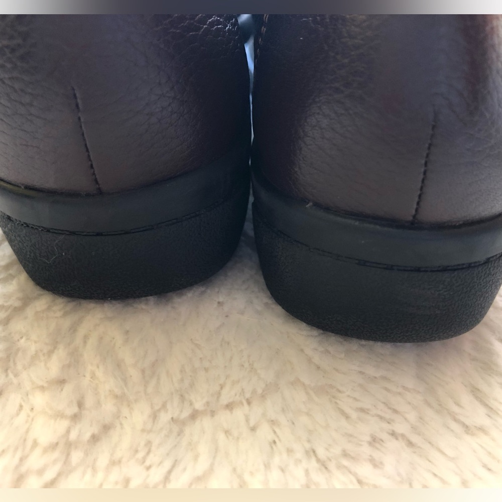 Clarks Cheyn Madi Slip-On Shoes - Picture 4 of 6